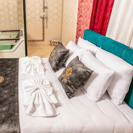 Hotel Sonoma Kosovo Polje Екстер'єр фото