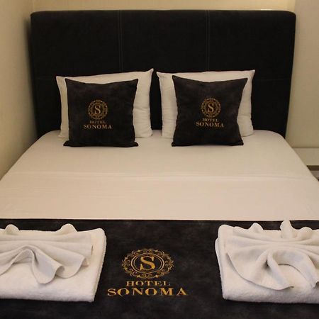 Hotel Sonoma Kosovo Polje Екстер'єр фото