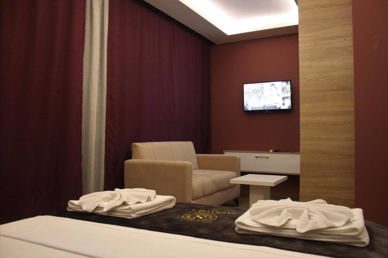 Hotel Sonoma Kosovo Polje Екстер'єр фото